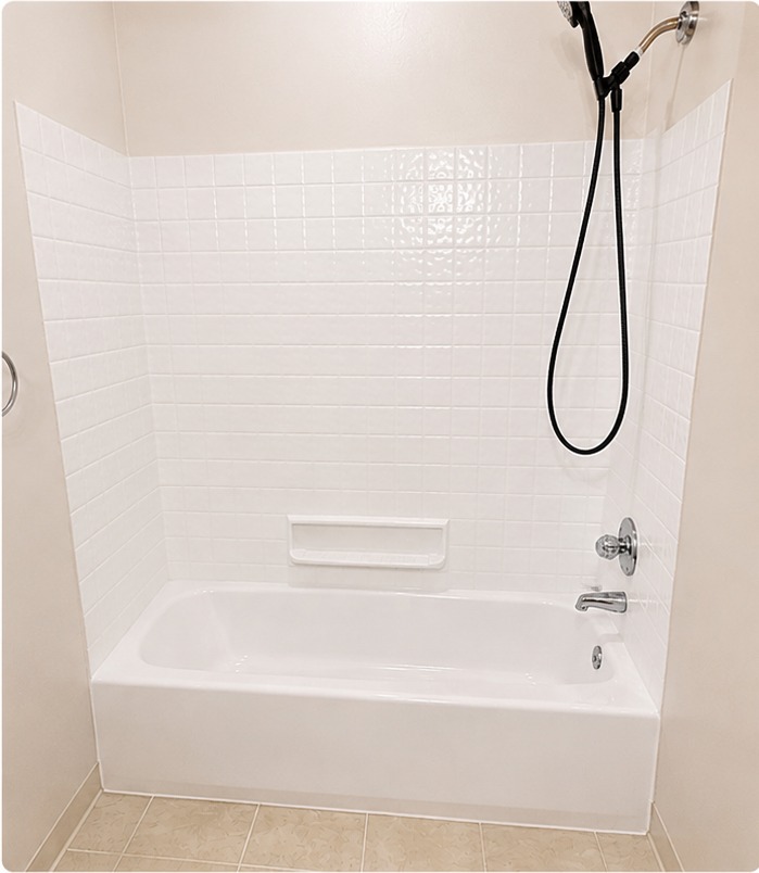 Full Bathroom Refinishing — after