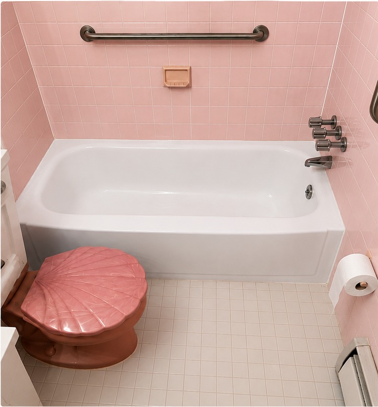 Pink Bathtub Reglazing — after